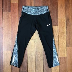 Patterned Nike Cropped Running Pants